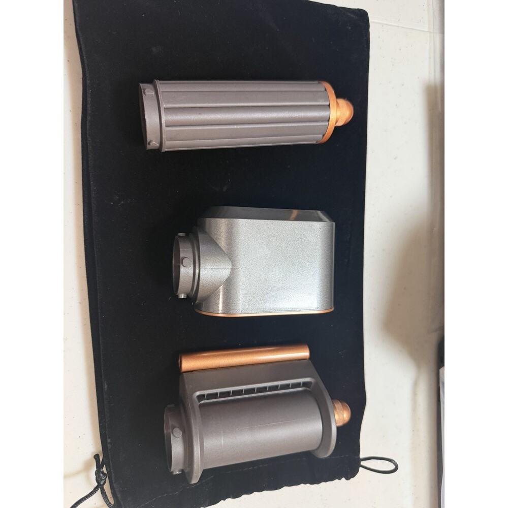 Dyson Airwrap Multi-Styler Bundle with 3 Attachments - Picture 6 of 6